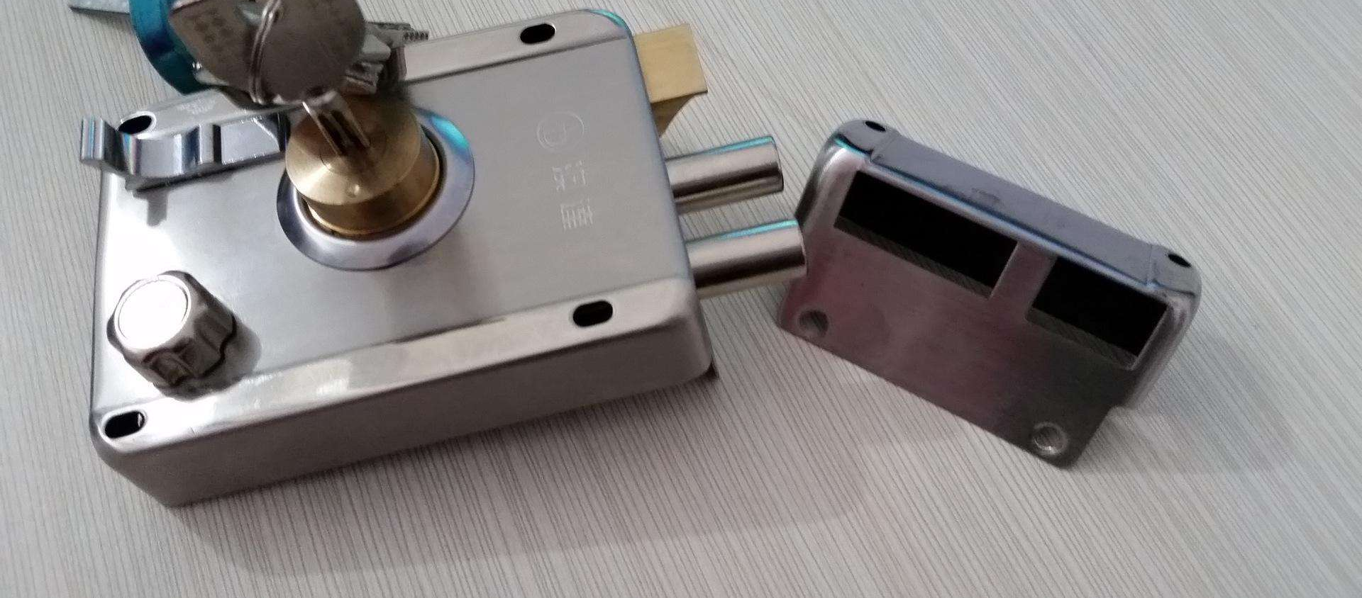 开锁锁搭扣技巧与常见问题解析