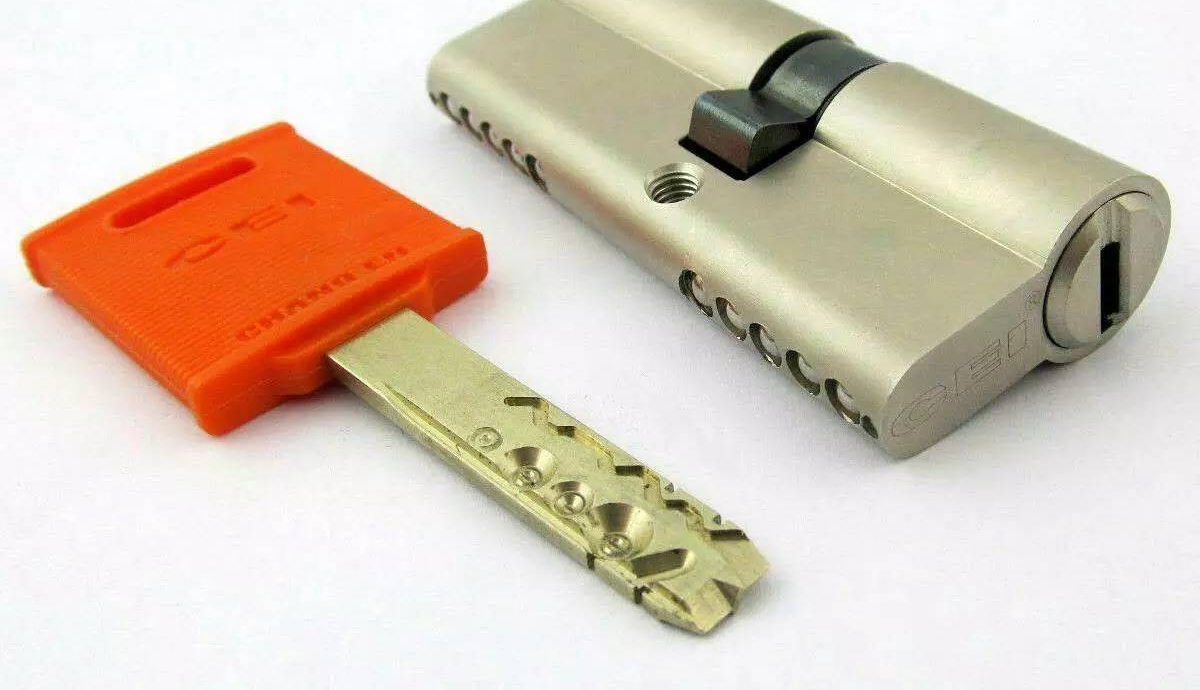 开锁锁梁缘是怎么回事，该如何处理？