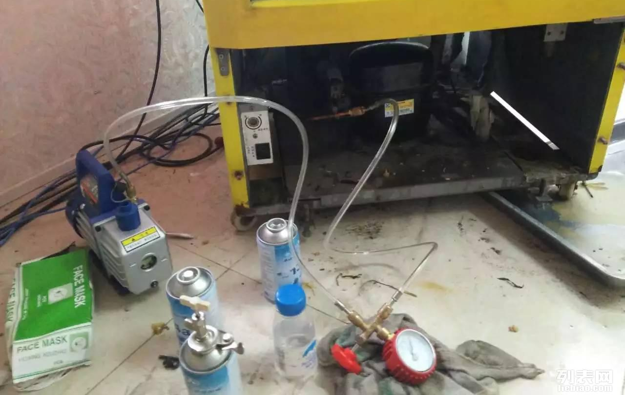 空调加氟维修一般是怎么操作的？需要注意什么？