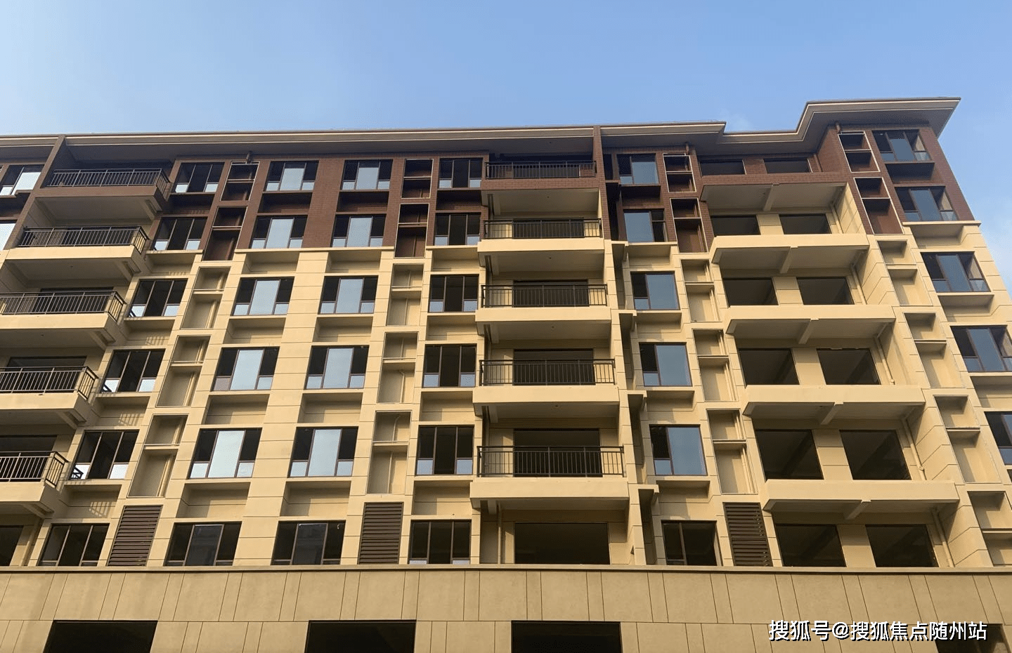 真皮沙发气味大该怎么处理？